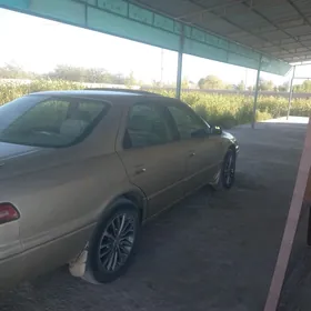 Toyota Camry 1998