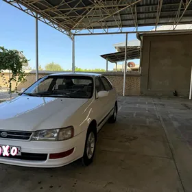 Toyota Corona 1993