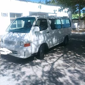 Toyota Hiace 1999