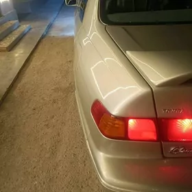 Toyota Camry 2000