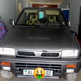 Nissan Terrano 1998