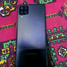 Samsung A12