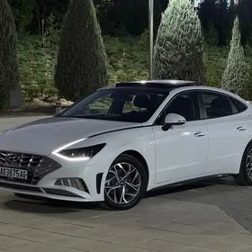 Hyundai Sonata 2021