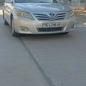 Toyota Camry 2010
