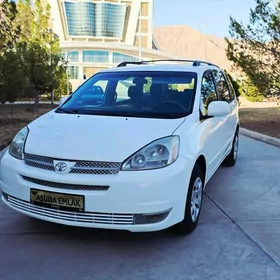 Toyota Sienna 2004