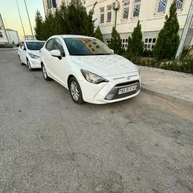 Toyota Yaris 2019