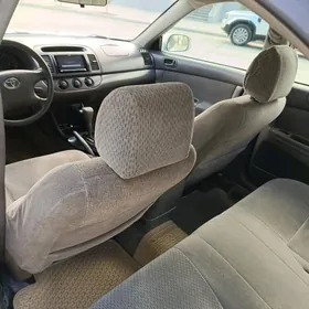 Toyota Camry 2003