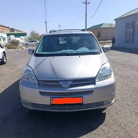 Toyota Sienna 2004