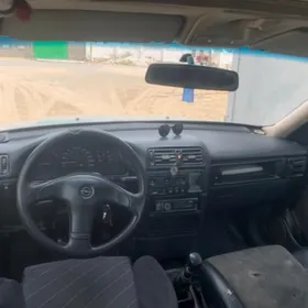 Opel Vectra 1992