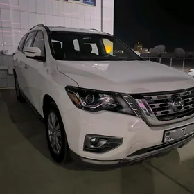 Nissan Pathfinder 2020
