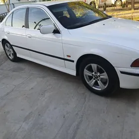 BMW E39 1998