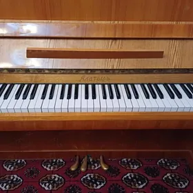 Pianino