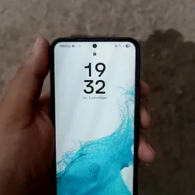 Samsung s22 8/128