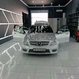 Mercedes-Benz C-Class 2012