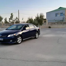 Toyota Corolla 2012