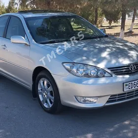 Toyota Camry 2005