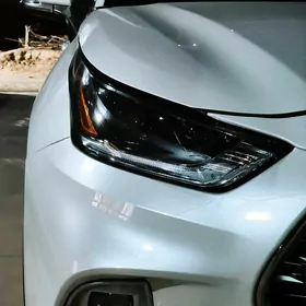 Toyota Highlander 2021