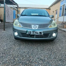 Nissan Versa 2008