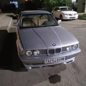 BMW 520 1990