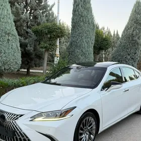 Lexus ES 350 2019