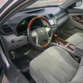 Toyota Camry 2011