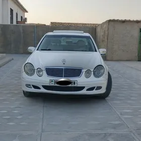 Mercedes-Benz C320 2004