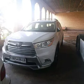 Toyota Highlander 2016