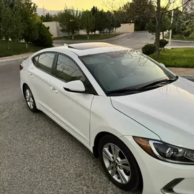 Hyundai Elantra 2018