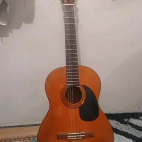 yamaha s40