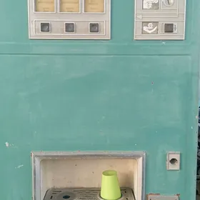 шкаф от советской газировки.
