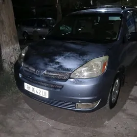 Toyota Sienna 2004