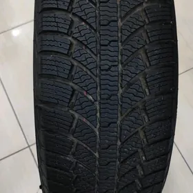 Teker 235-245/65/R17