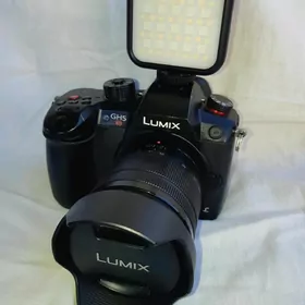 Lumix GH 5 S