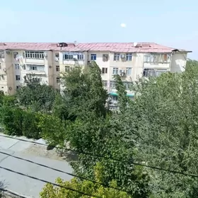 10 МИКР 2 КОМ 4 ЭТАЖ  