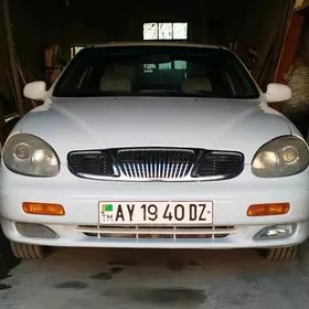 Daewoo Leganza 1997