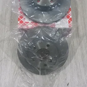 Tarmaznoý disk BMW E34 E39 öňi