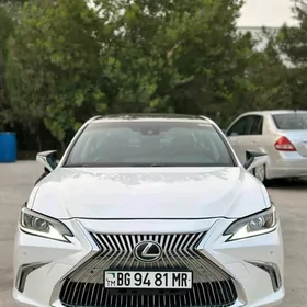 Lexus ES 350 2019