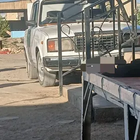 Lada 2107 2000