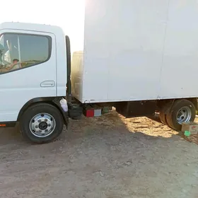 Mitsubishi Canter 2016