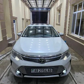 Toyota Camry 2016
