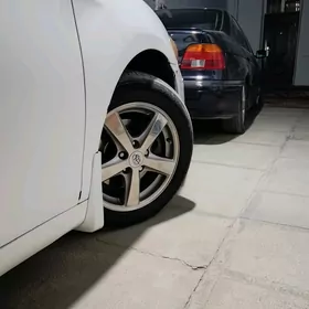 Toyota Camry 2011