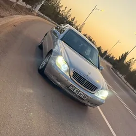 Mercedes-Benz S-Class 2003