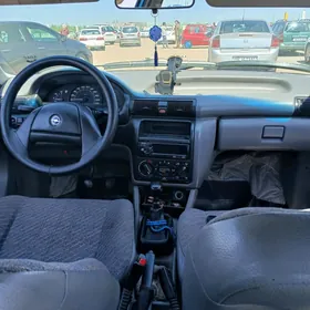Opel Astra 1993