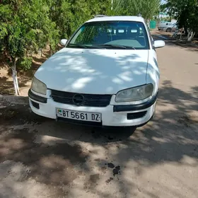 Opel Omega 1995
