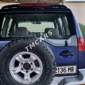 Nissan Terrano 1999