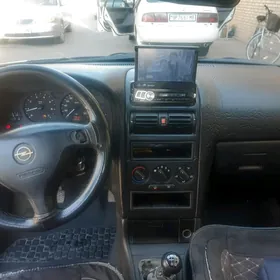Opel Astra 2001
