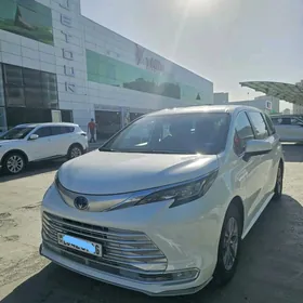 Toyota Sienna 2022