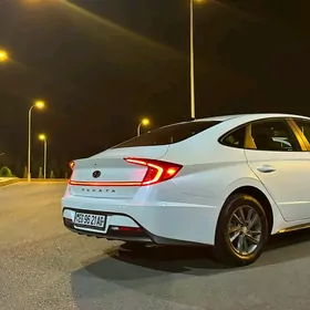 Hyundai Sonata 2021