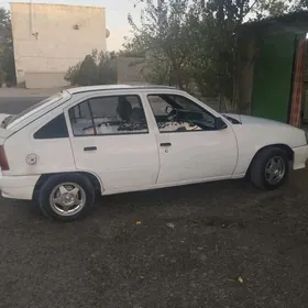 Opel Astra 1986