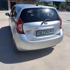 Nissan Versa 2016